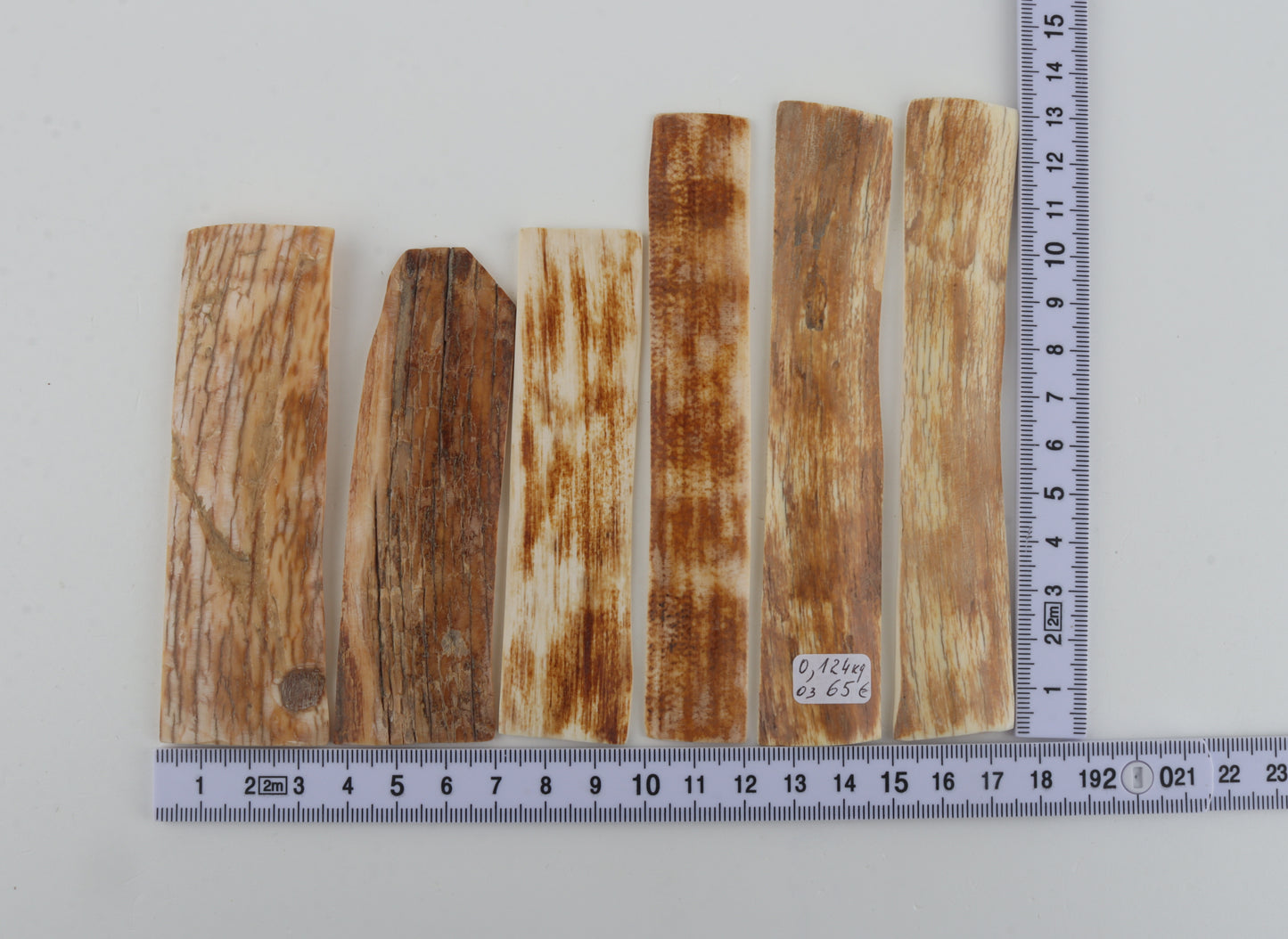Natural mammoth bark pieces