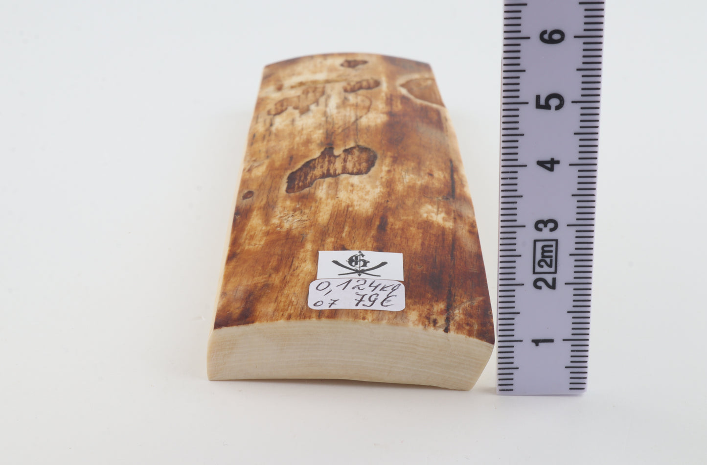 Brown-creme mammoth bark