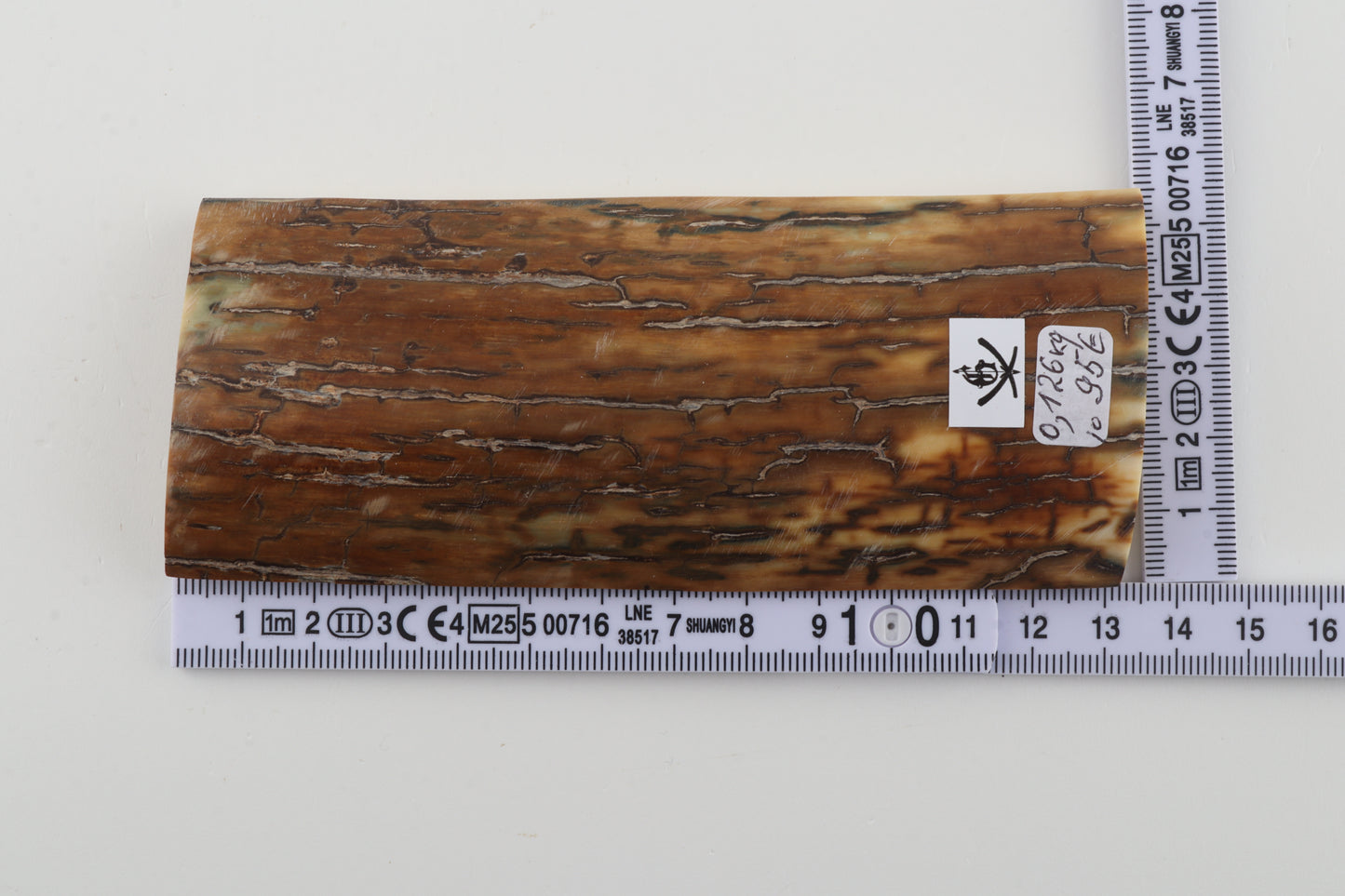 Caramel mammoth bark