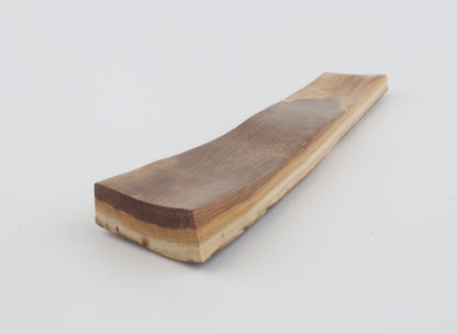 Creme-beige mammoth bark