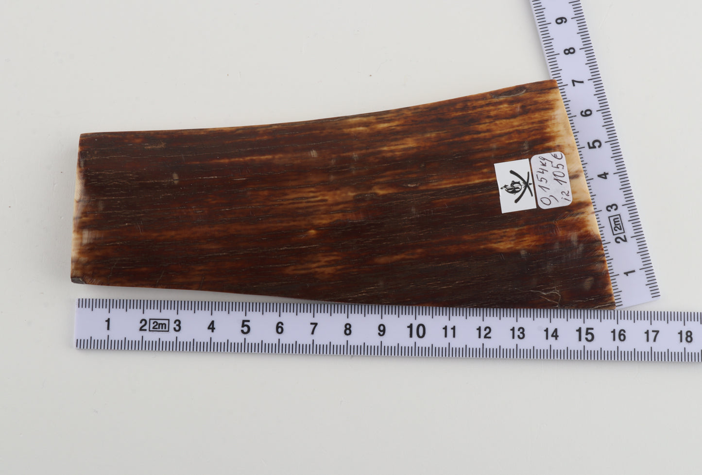 Red-brown mammoth bark