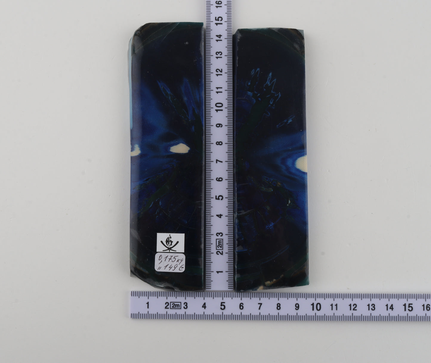 Stabilised mammoth ivory scales