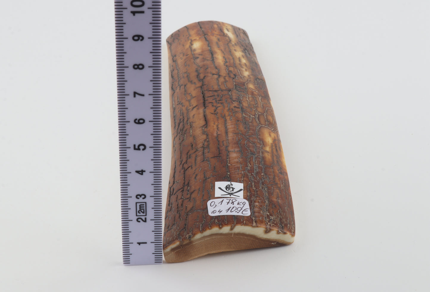 Brown-caramel mammoth bark