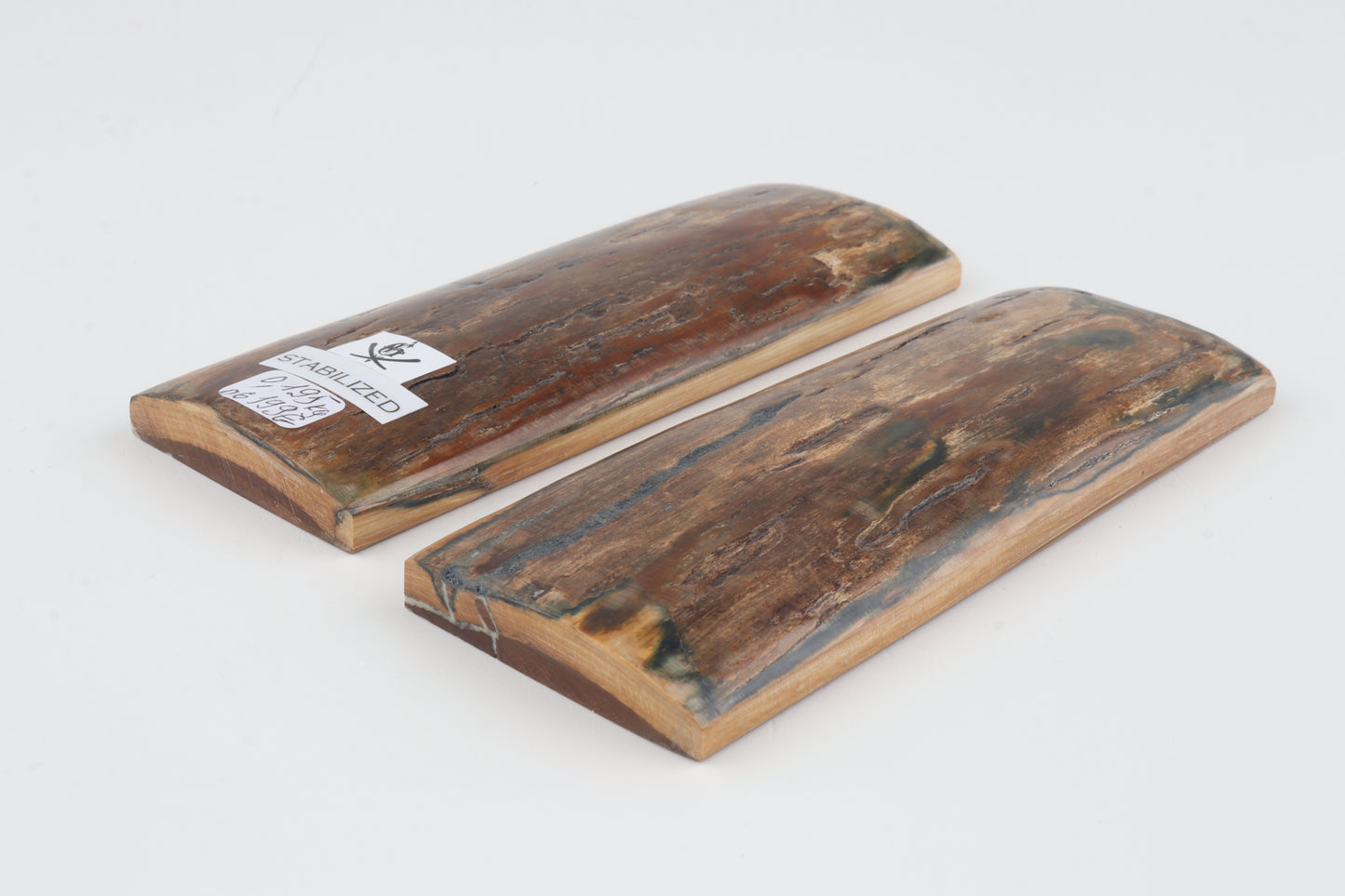 Stabilised mamoth bark scales
