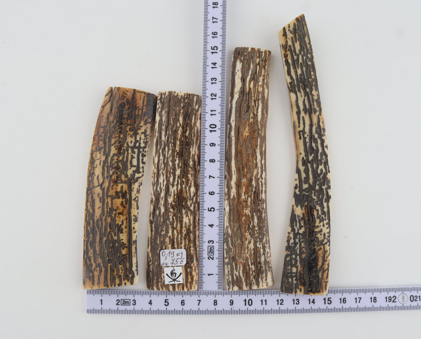 Natural mammoth bark pieces