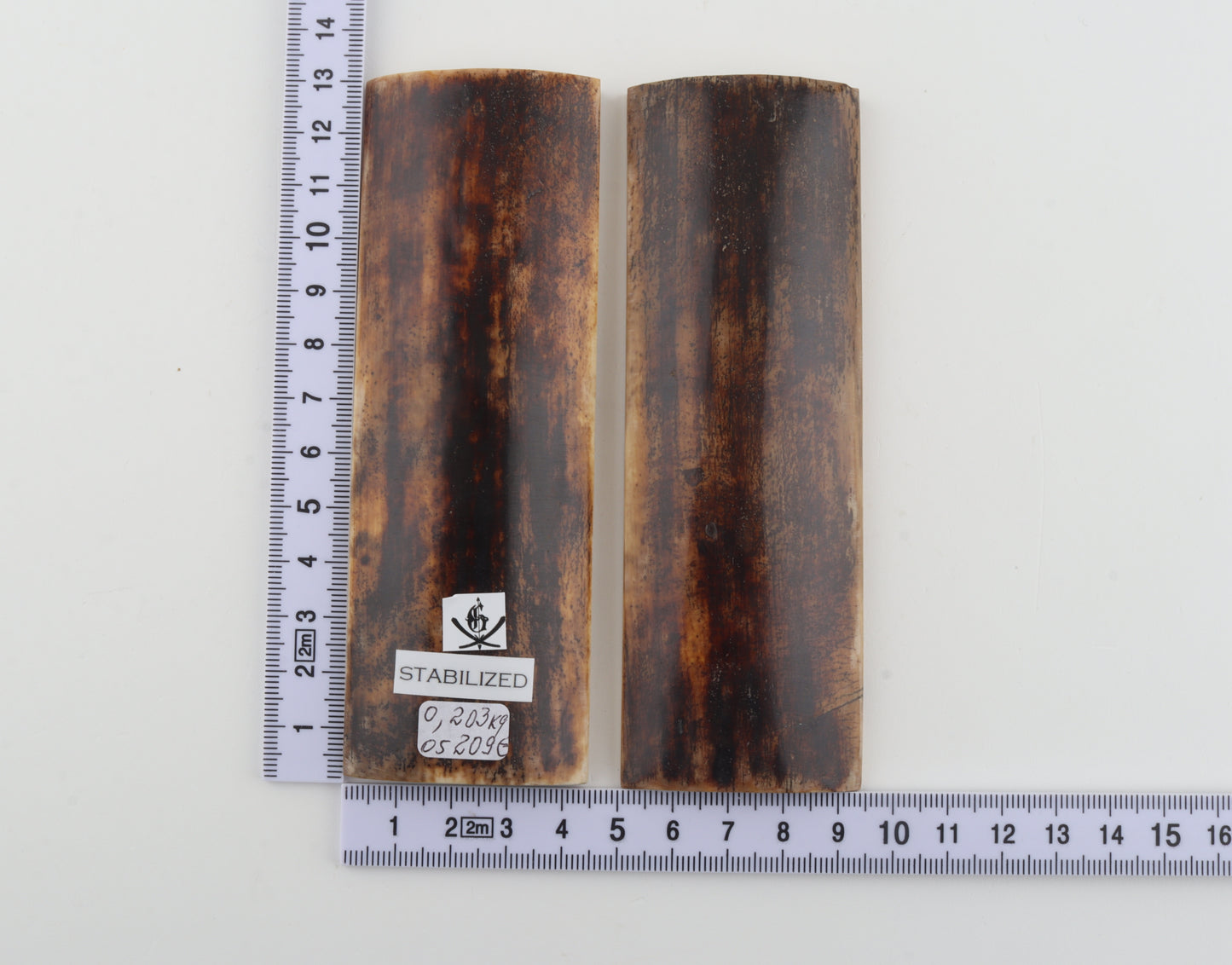 Stabilised mammoth bark scales