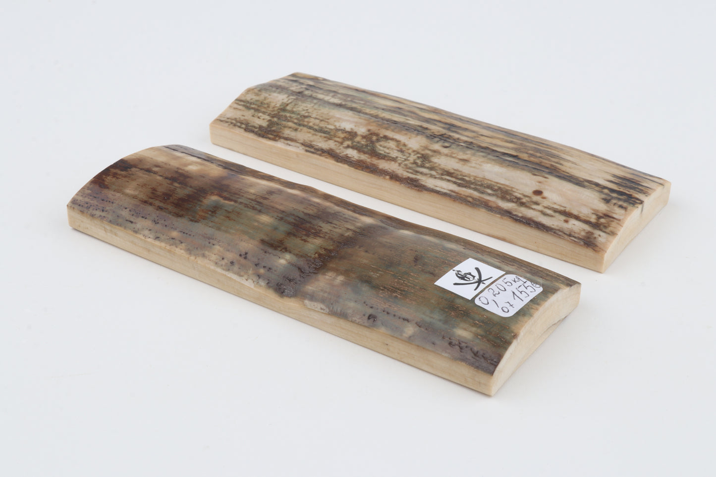 Natural mammoth bark scales