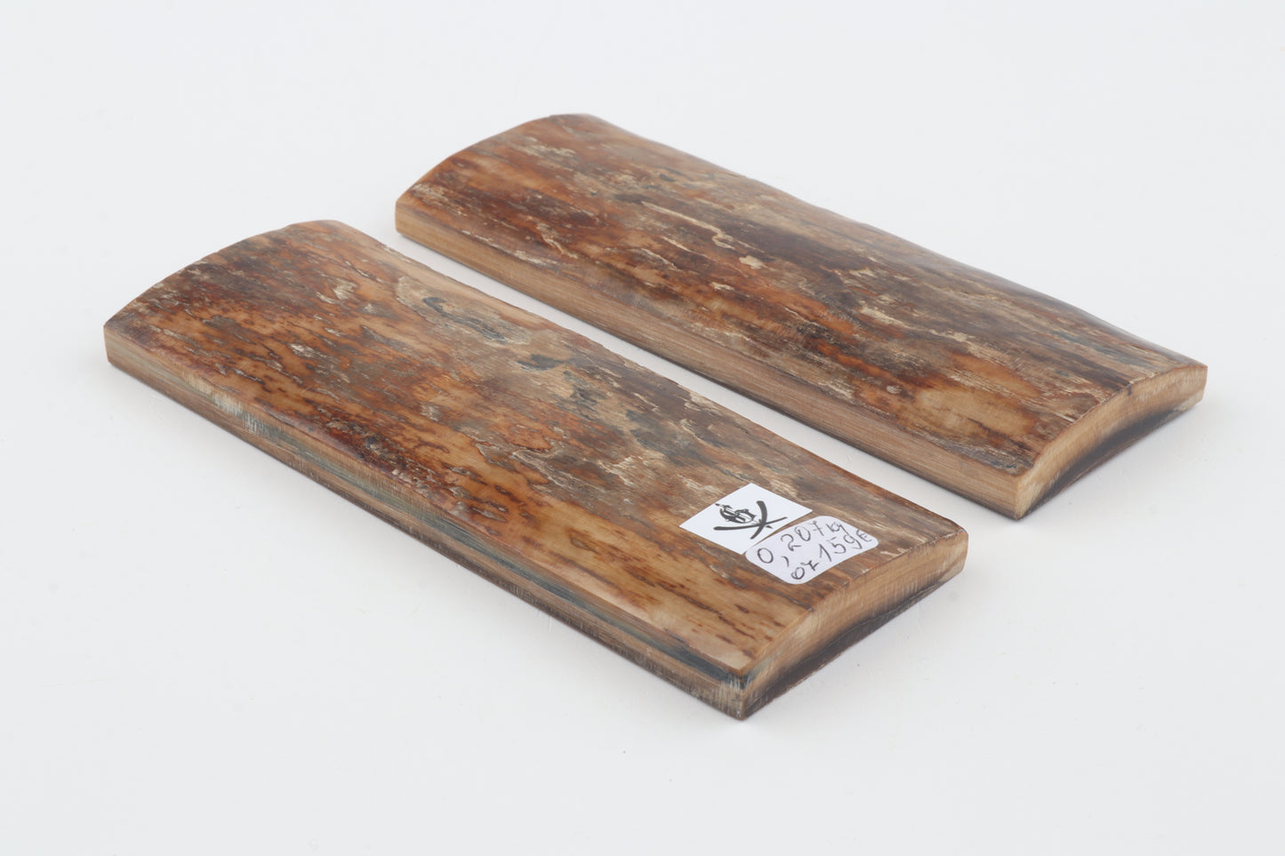 Natural mammoth bark scales