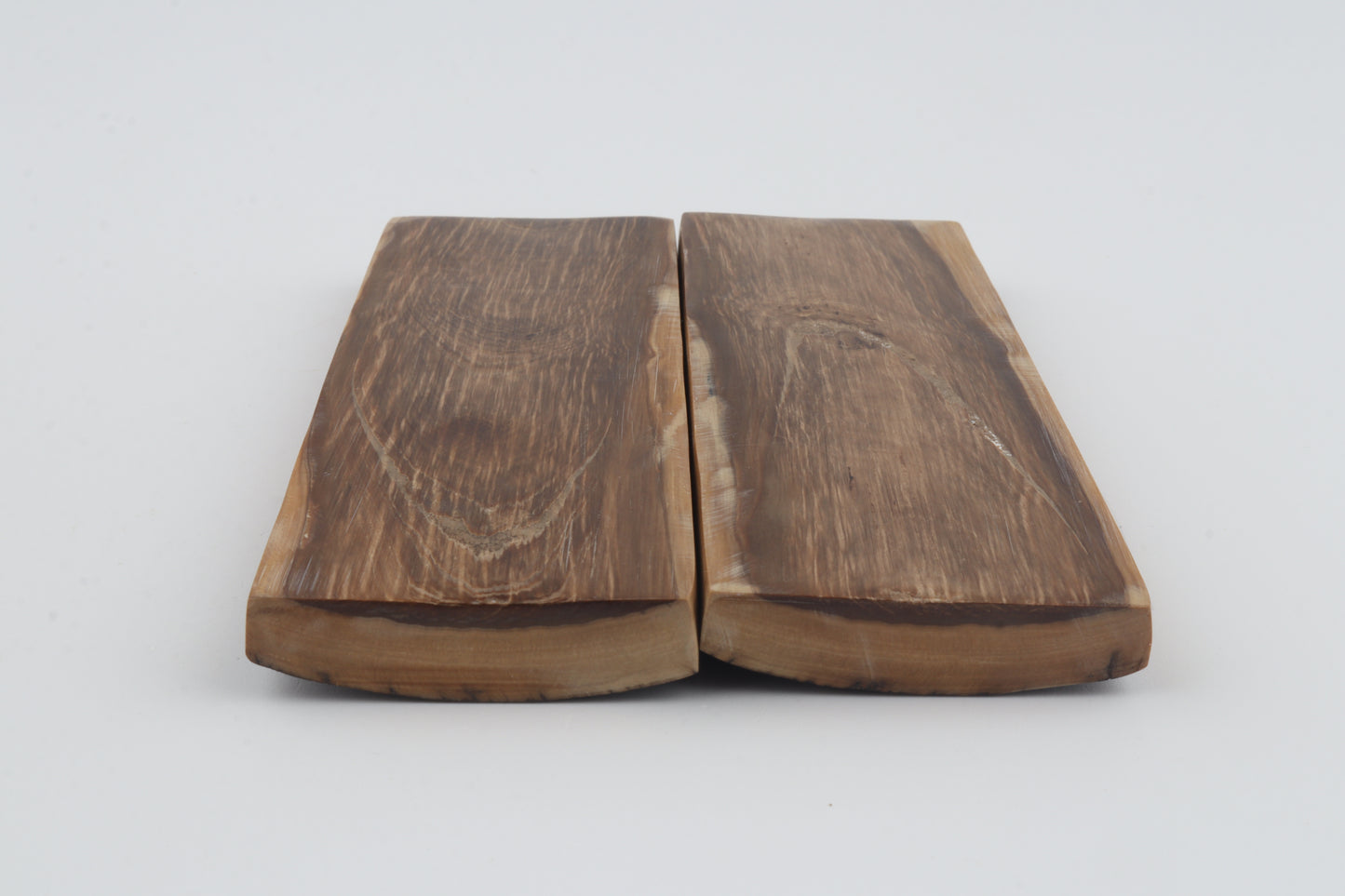 Natural mammoth bark scales