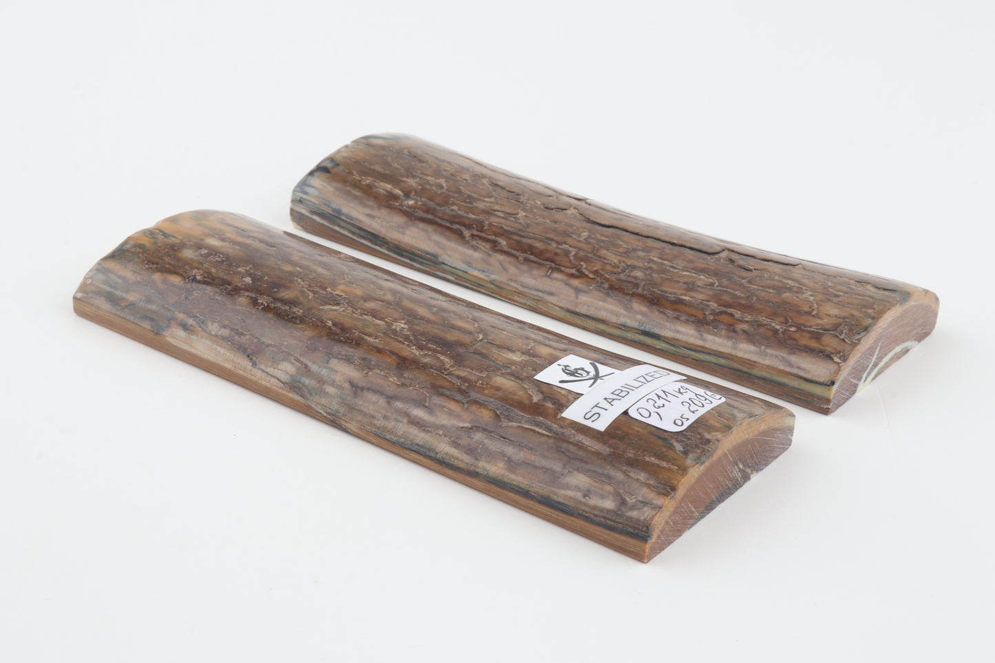 Stabilised mammoth bark scales