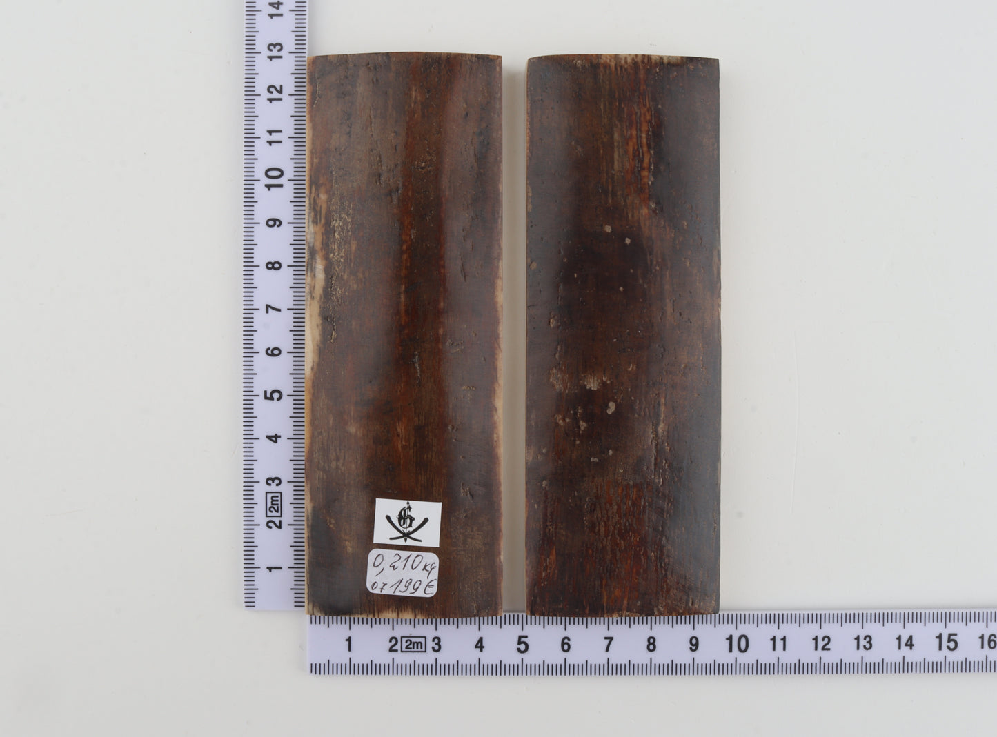 Natural mammoth bark scales