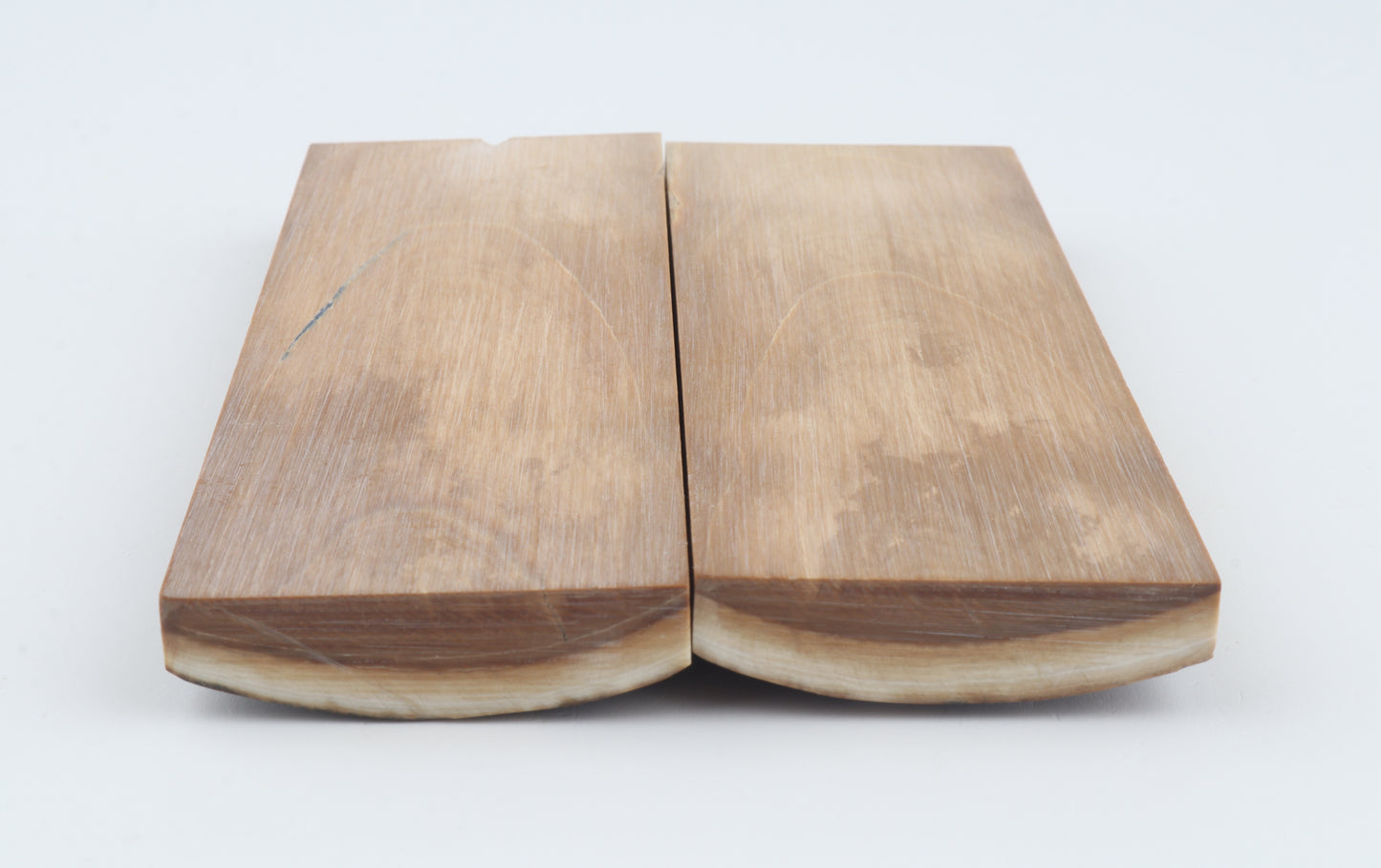 Natural mammoth bark scales