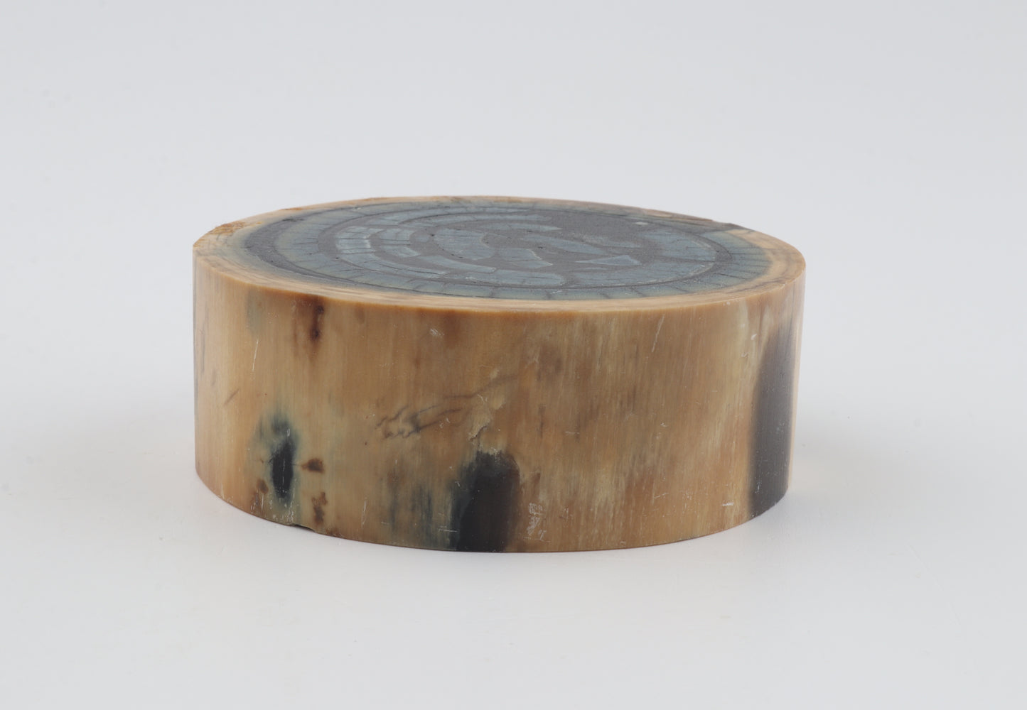 Stabilized mammoth ivory piece