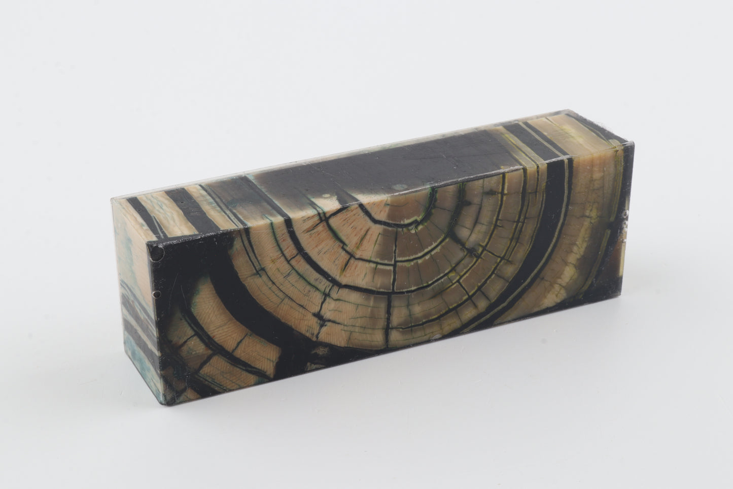 Stabilised mammoth ivory block