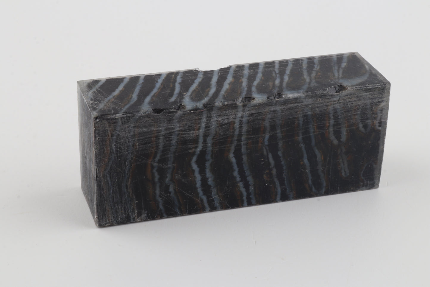 Stabilised mammoth molar block