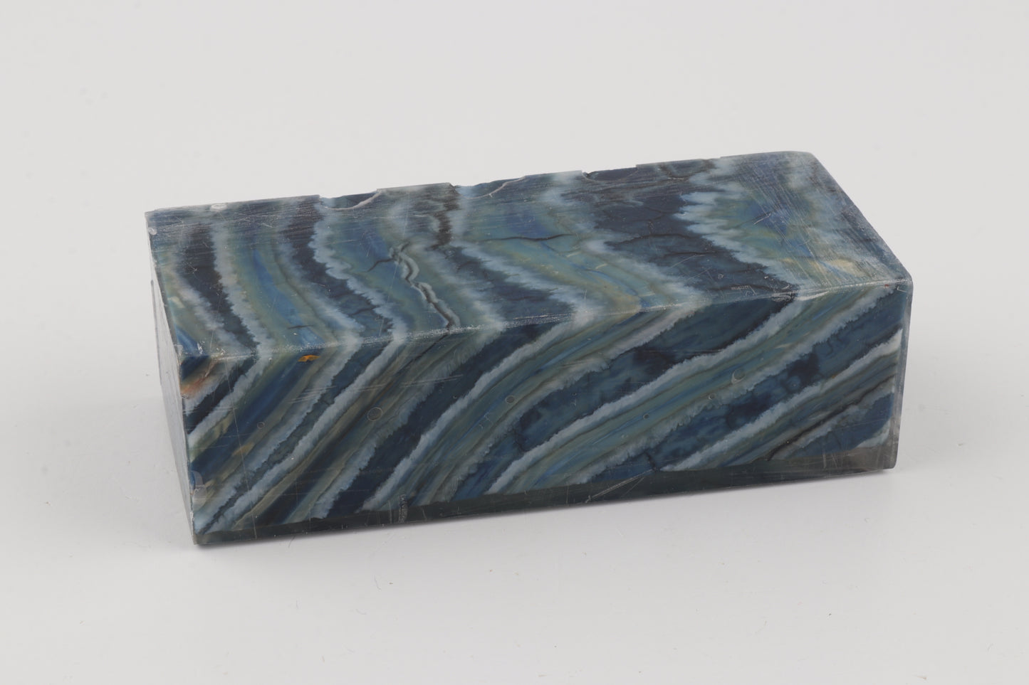 Stabilised mammoth molar block
