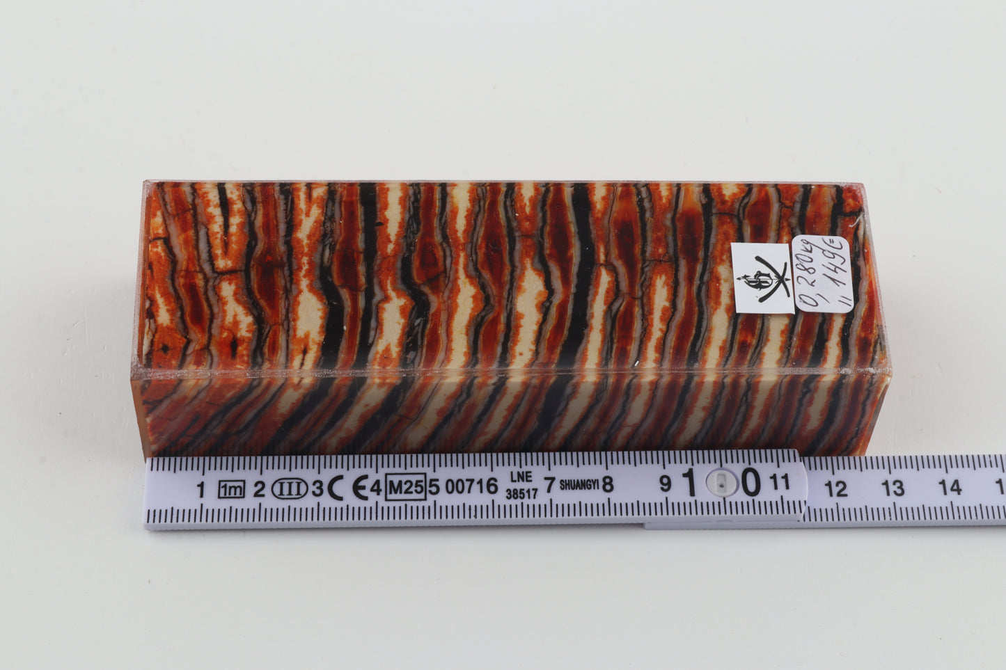 Stabilised mammoth molar block