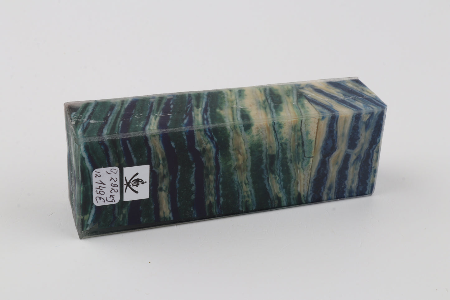 Stabilised mammoth molar block