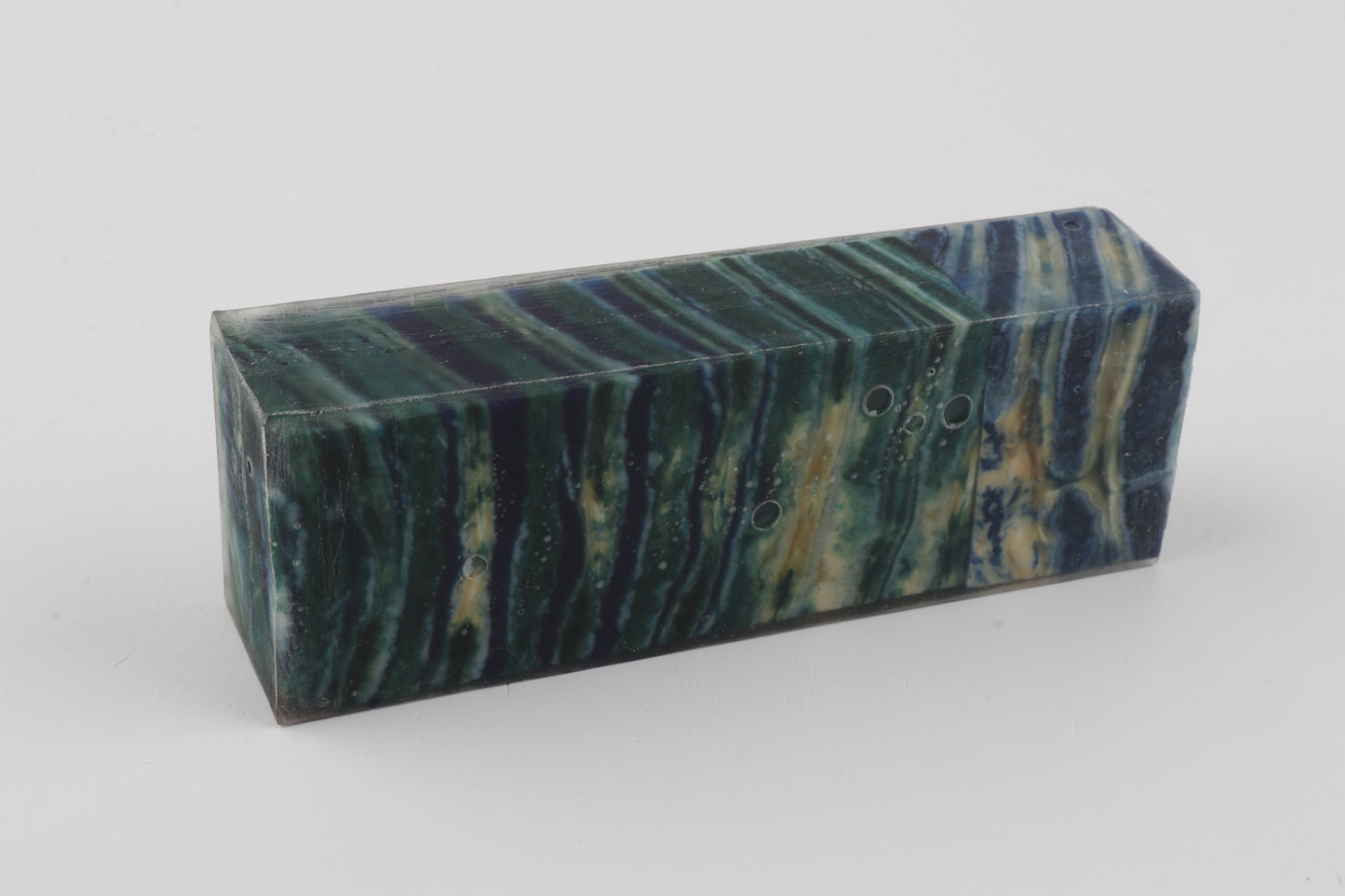 Stabilised mammoth molar block