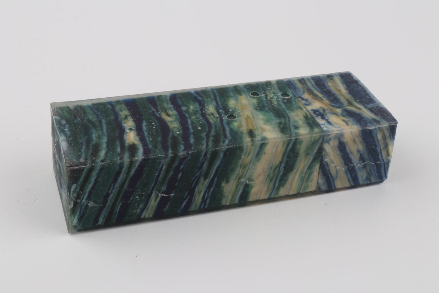 Stabilised mammoth molar block