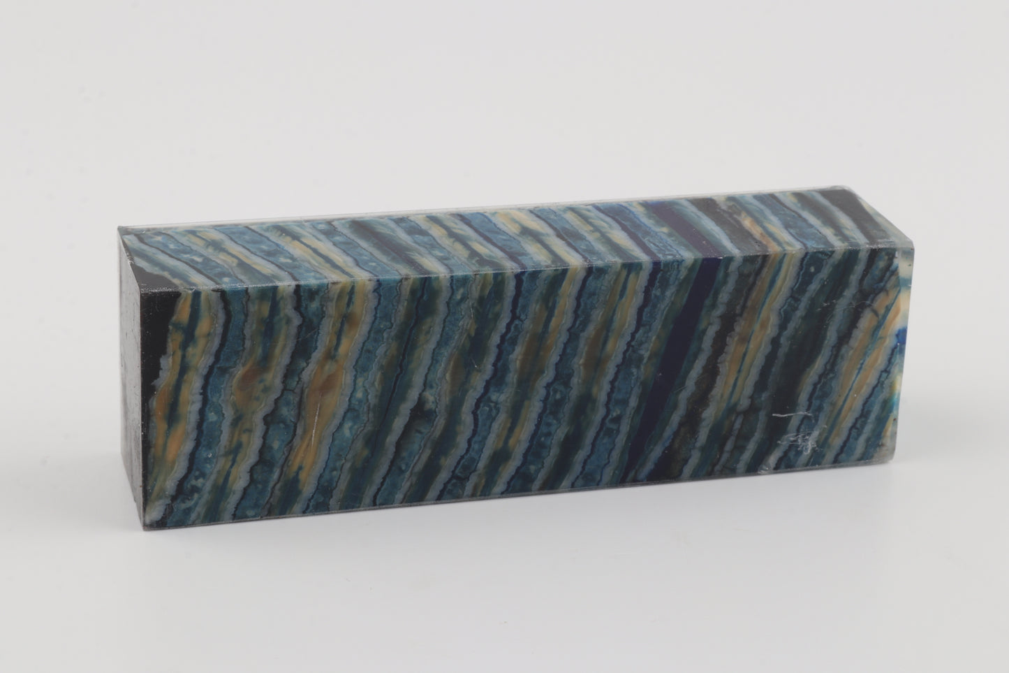 Stabilized mammoth molar block