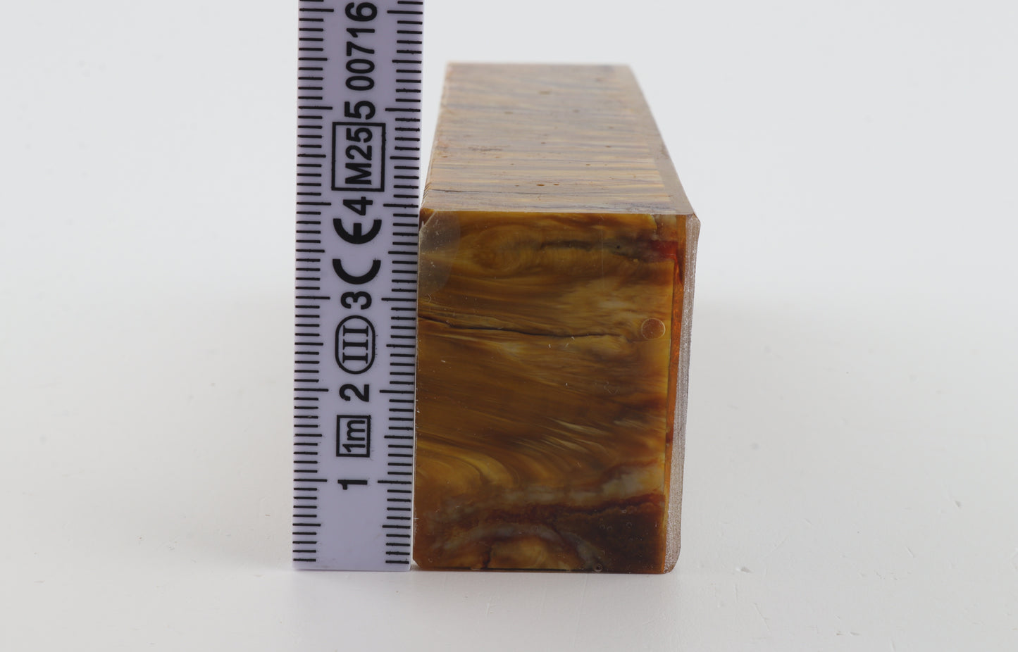 Stabilised mammoth molar block