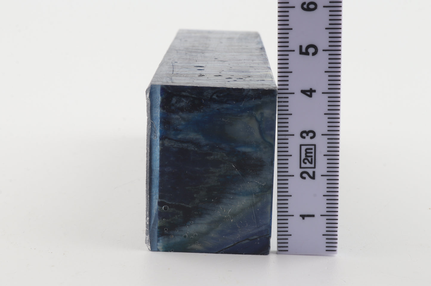 Stabilised mammoth molar block