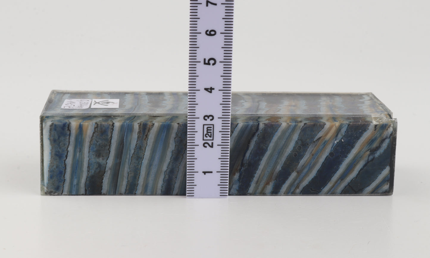 Stabilised mammoth molar block