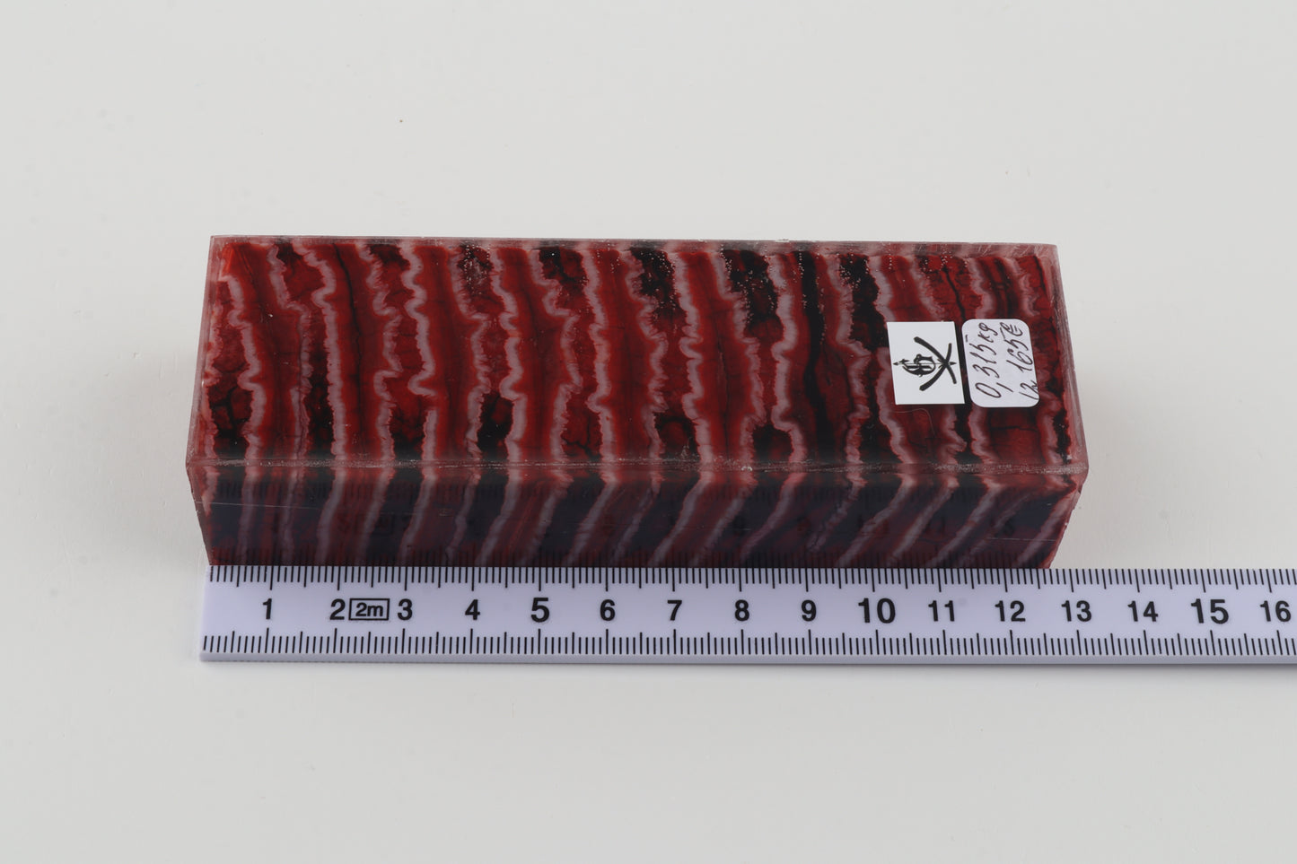 Stabilised mammoth molar block