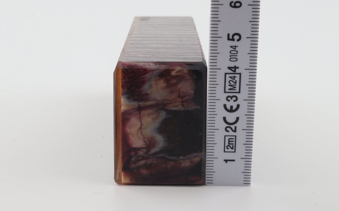 Stabilised mammoth molar block