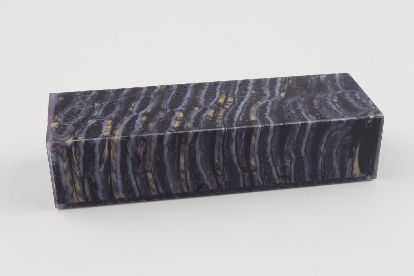 Stabilised mammoth molar block