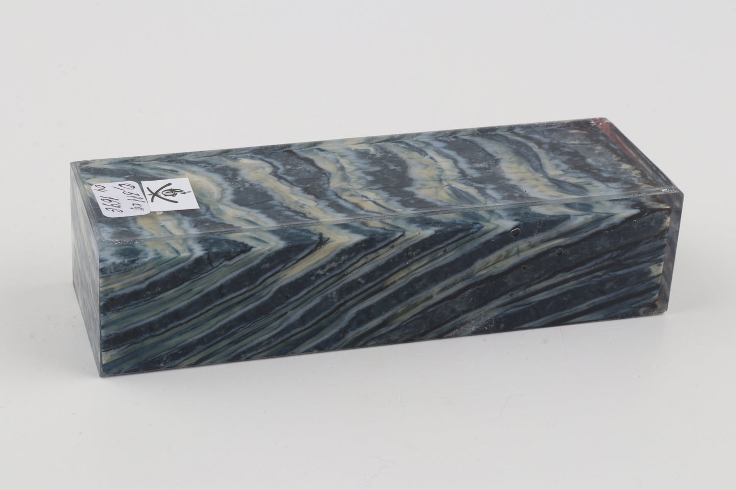 Stabilized mammoth molar block