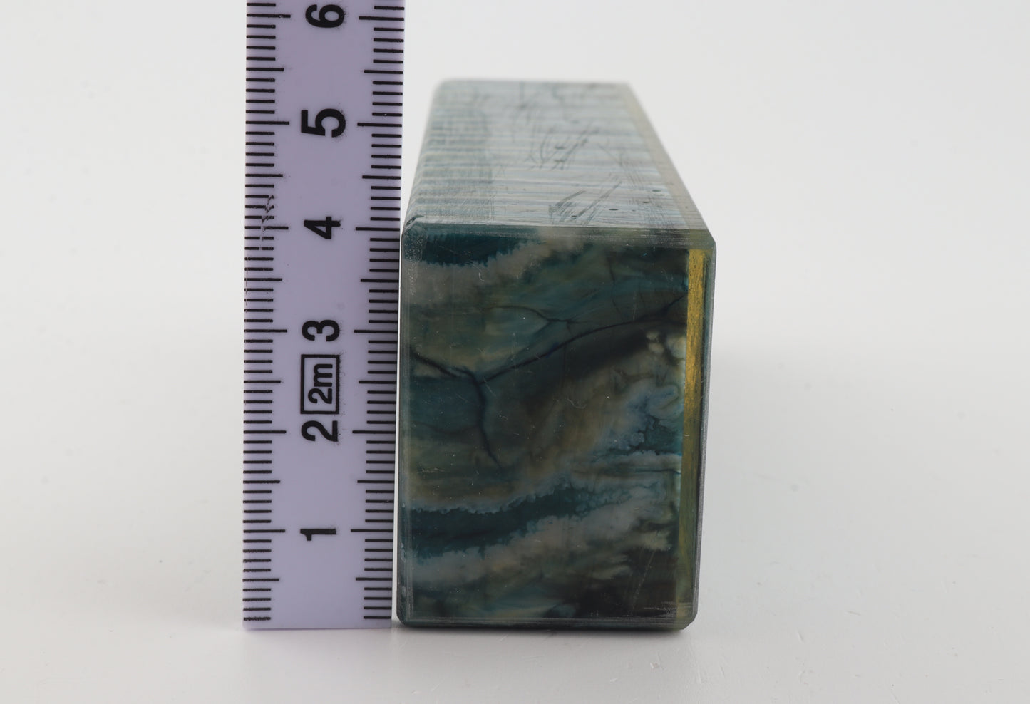 Stabilised mammoth molar block