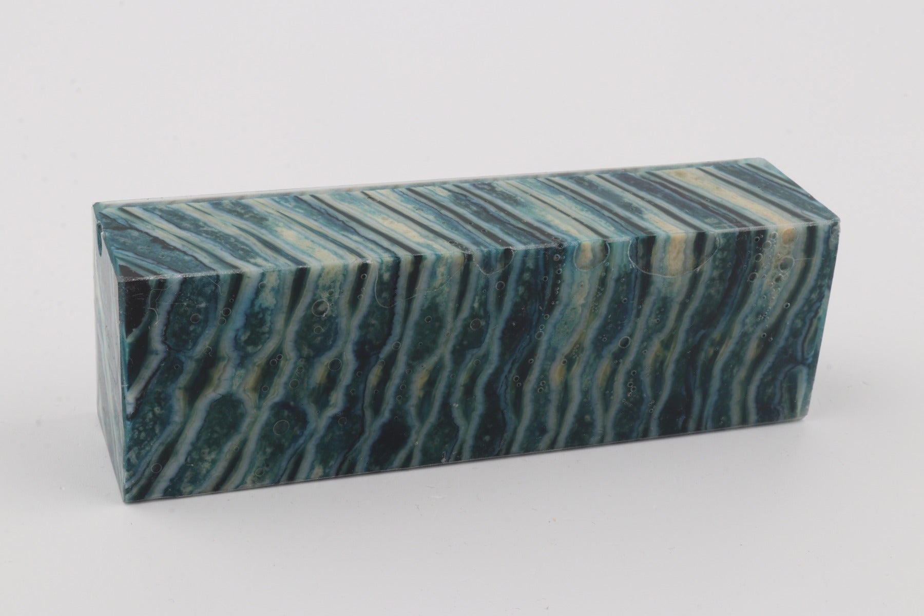 Stabilised mammoth molar block