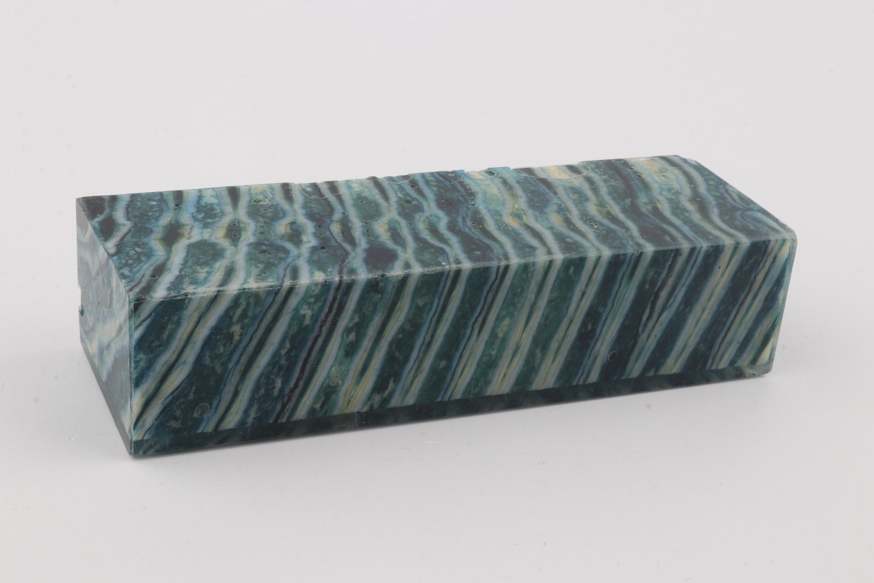 Stabilised mammoth molar block