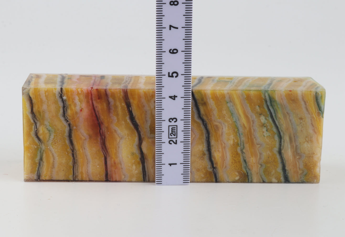 Stabilised mammoth molar block