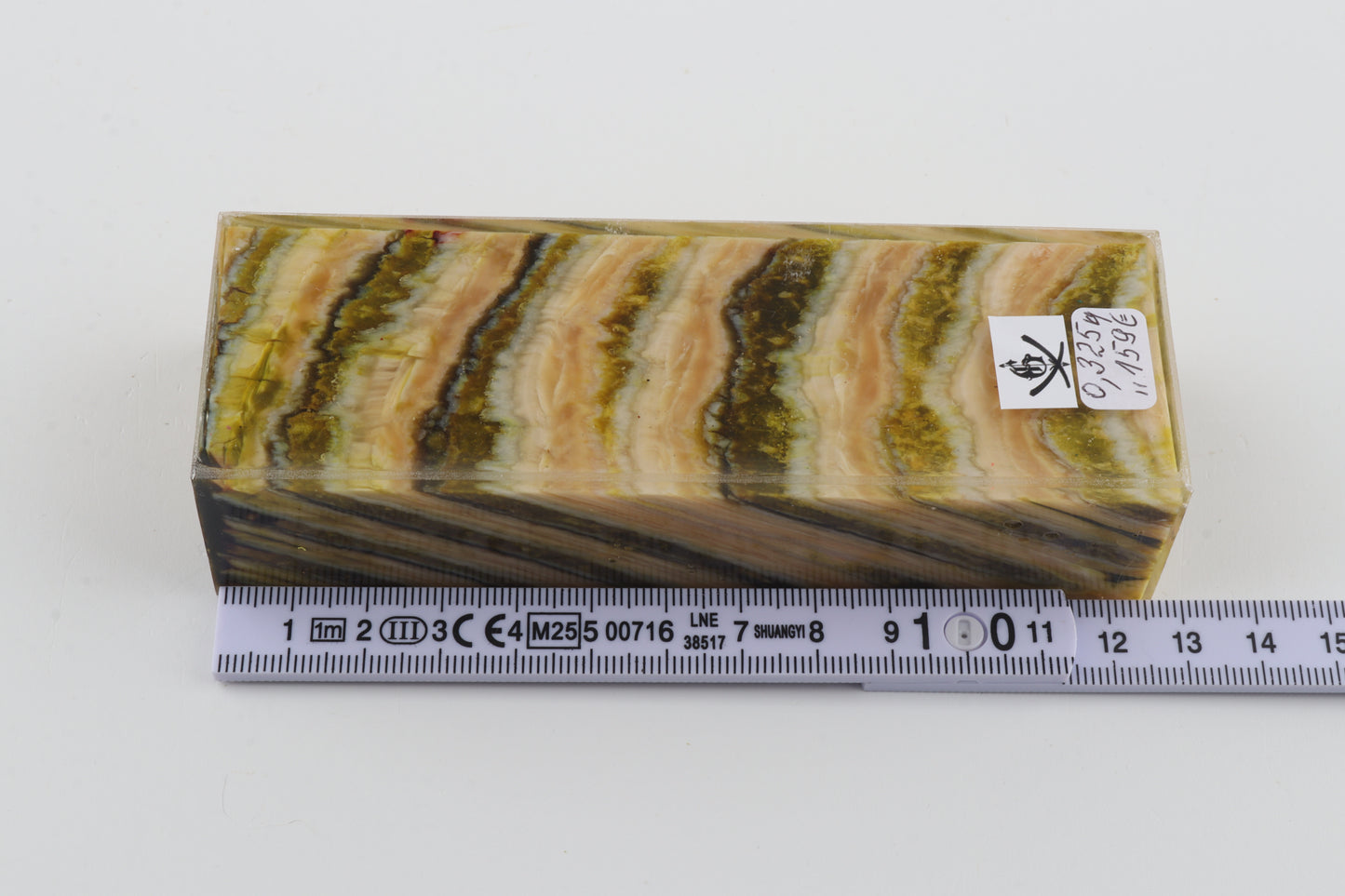 Stabilised mammoth molar block