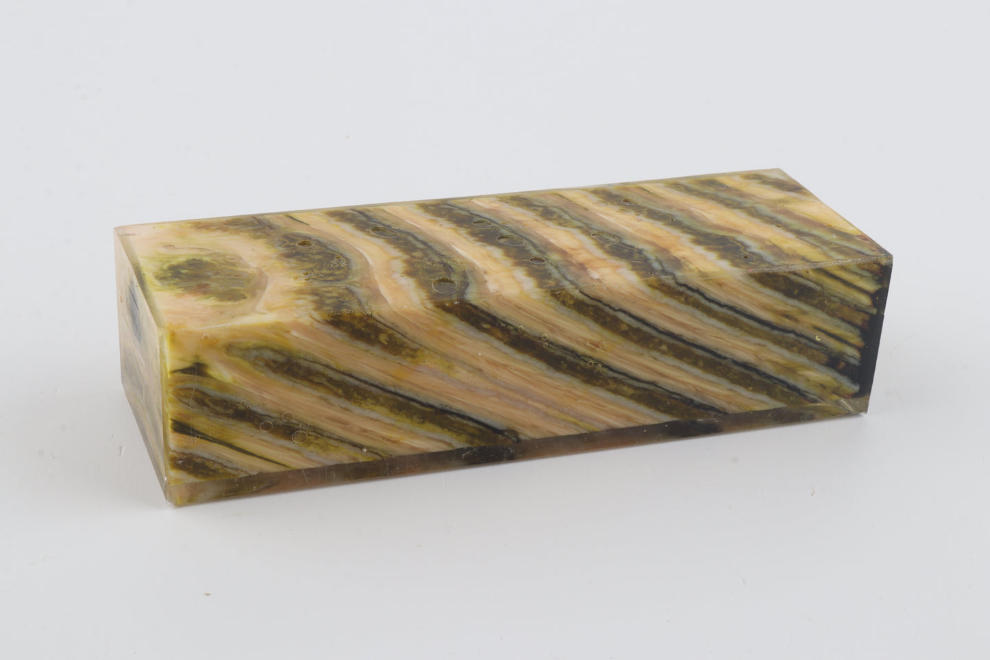 Stabilised mammoth molar block