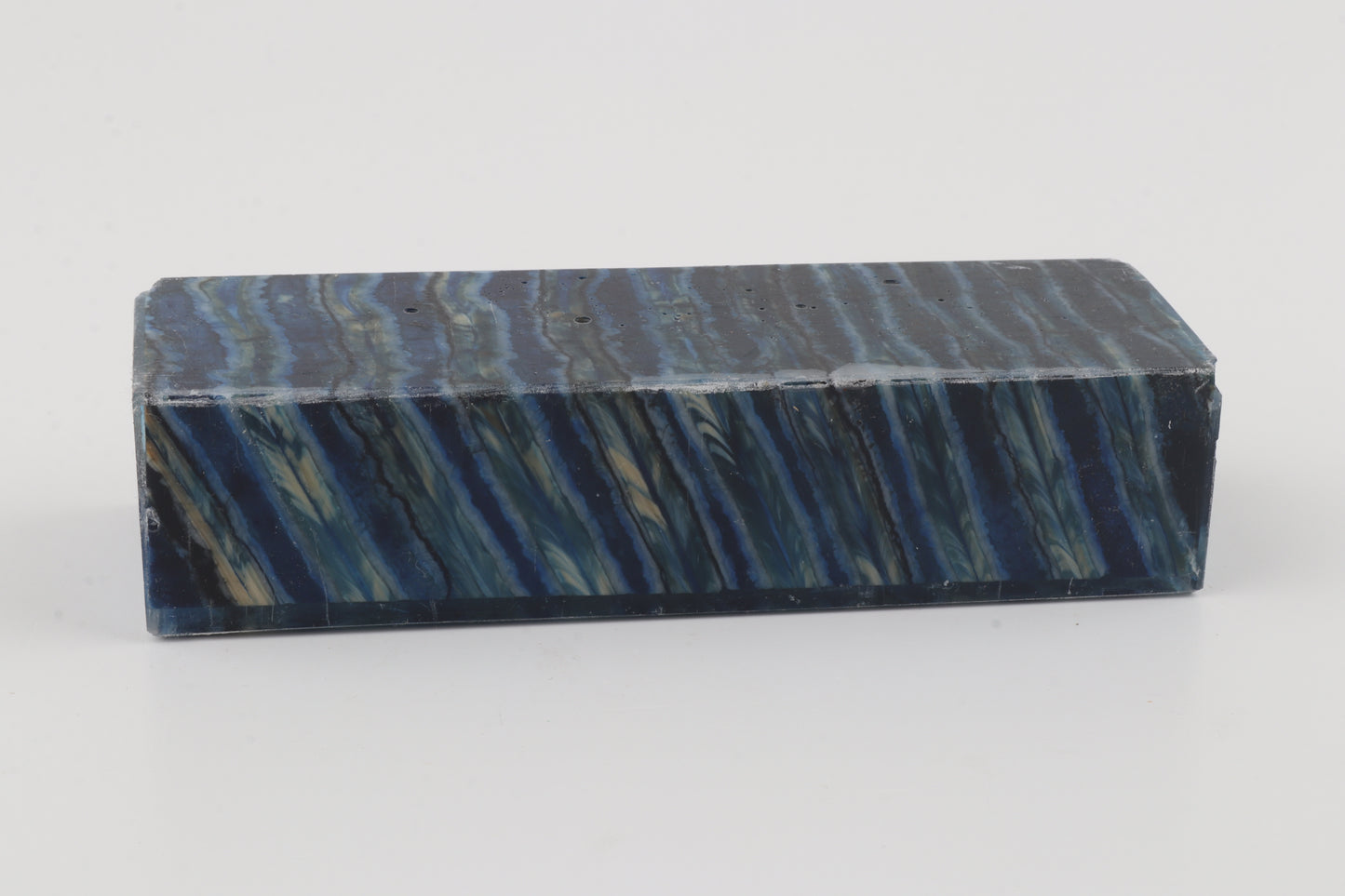 Stabilized mammoth molar block