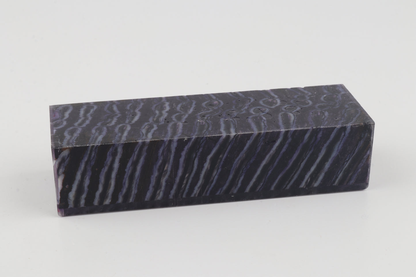 Stabilized mammoth molar block