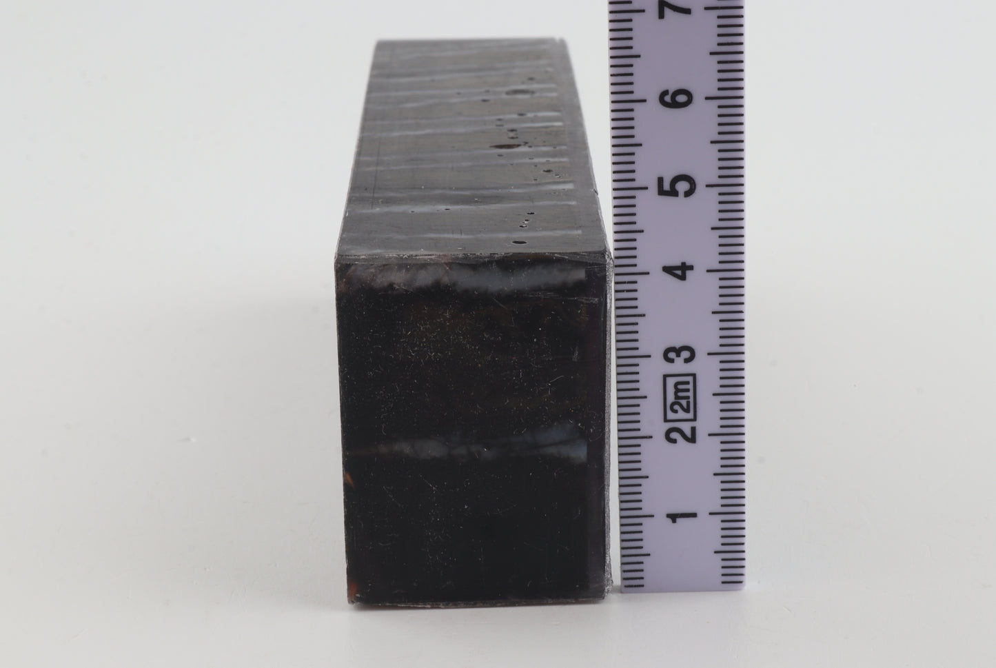 Stabilised mamomth molar block
