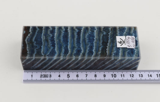 Stabilised mammoth molar block