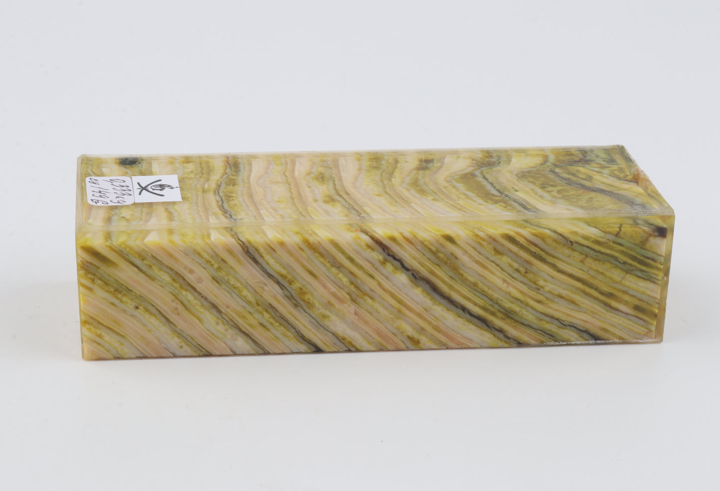 Stabilised mammoth molar block