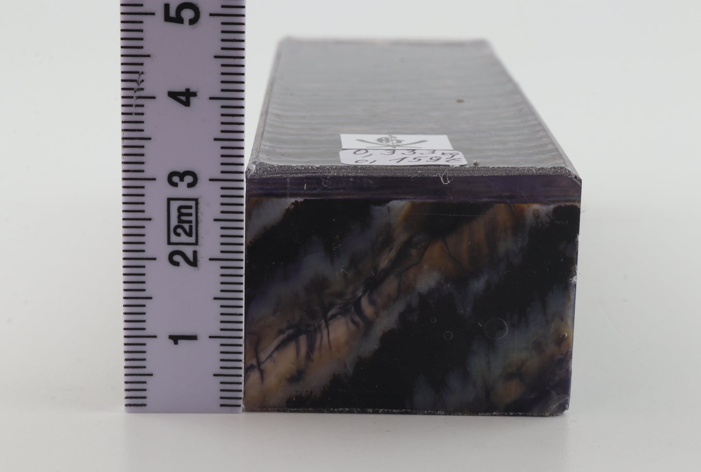 Stabilised mammoth molar block