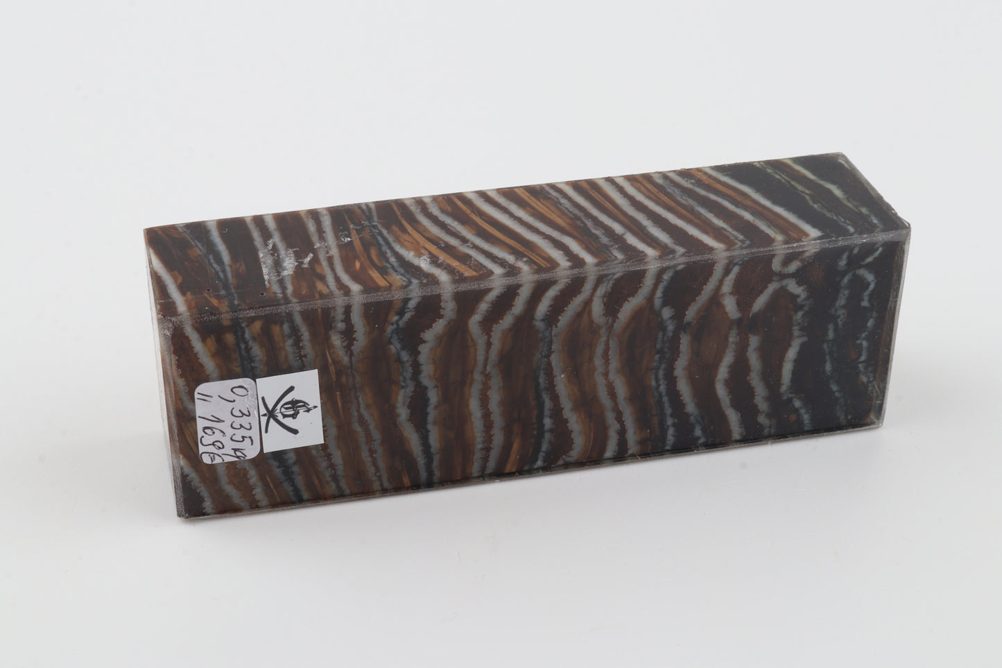 Stabilised mammoth molar block