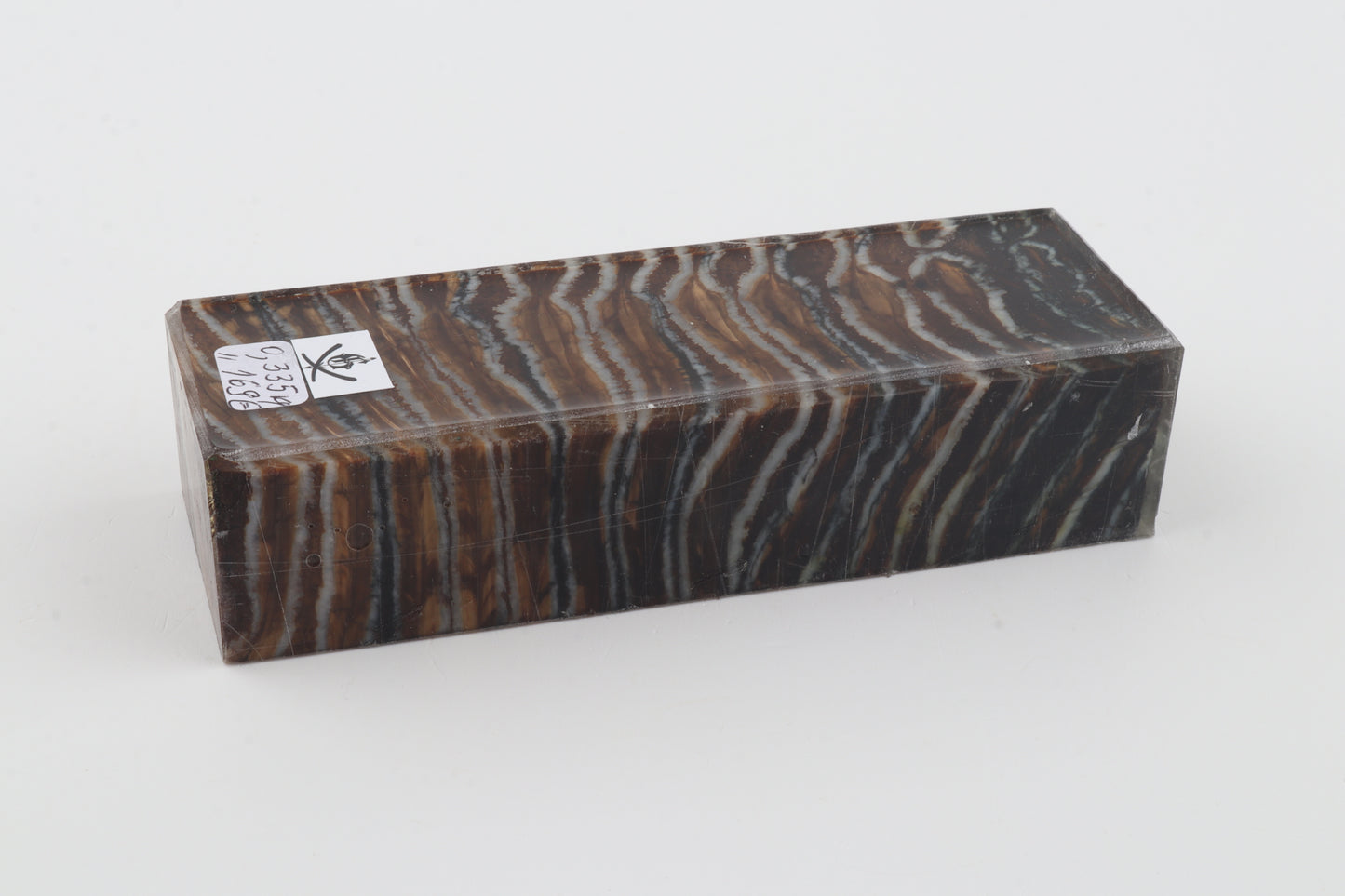 Stabilised mammoth molar block