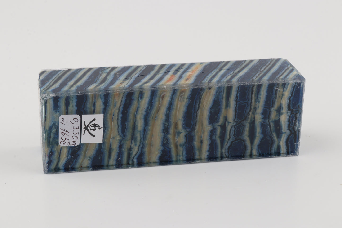 Stabilised mammoth molar block