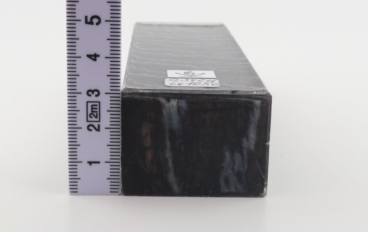 Stabilised mammoth molar block