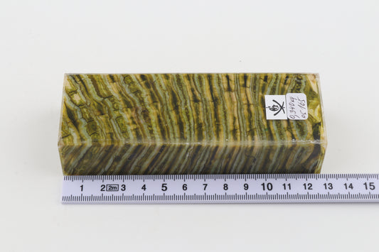 Stabilised mammoth molar block