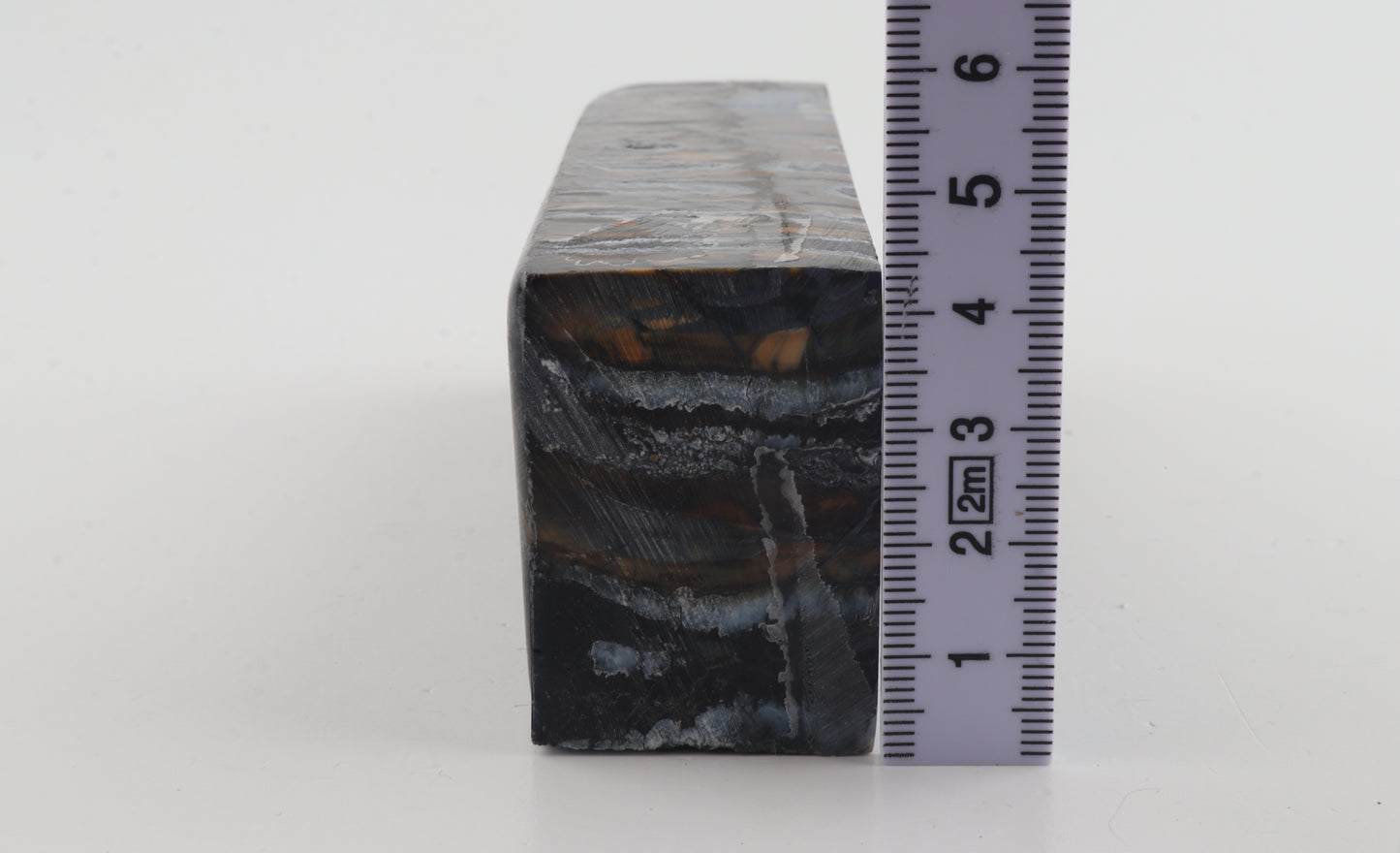 Stabilised mammoth molar block